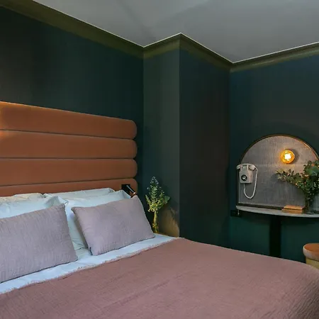 La Planque 3* Paris