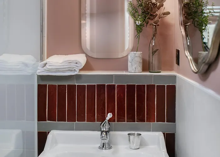 La Planque Otel Paris